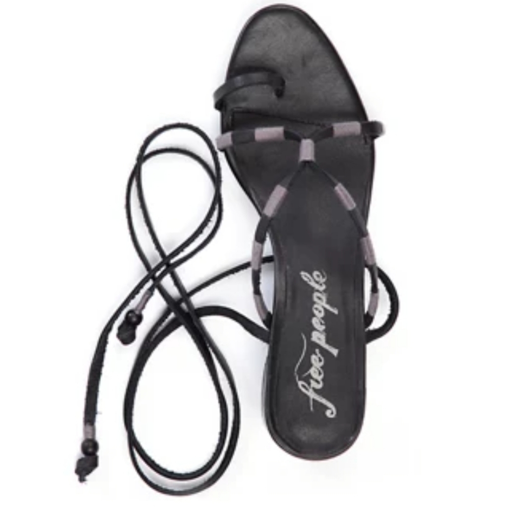 NWOB Free People Black Hermosa Lace Up Sandal Size 39/9